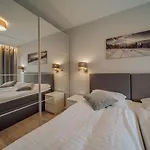 Apartament Silence Karpatia Resort z Kominkiem
